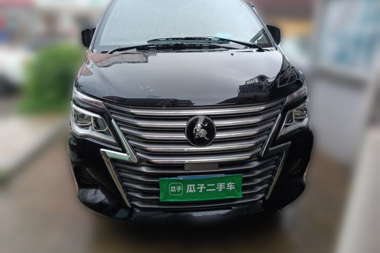 Used FORTHING Lingzhi 2023 M5L 1.6L Base Model 7 Seats Front