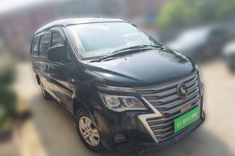 Used FORTHING Lingzhi 2023 M5L 1.6L Rental Custom Edition 7 Seats Front Right 45 Deg