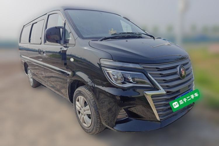 Used FORTHING Lingzhi 2023 M5L 1.6L Base Model 7 Seats Front Right 45 Deg