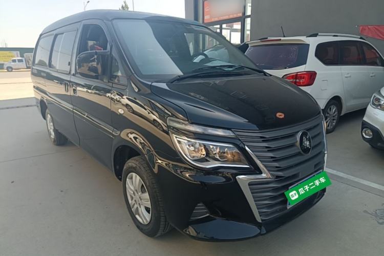 Used FORTHING Lingzhi 2023 M5L 1.6L Base Model 7 Seats Front Right 45 Deg