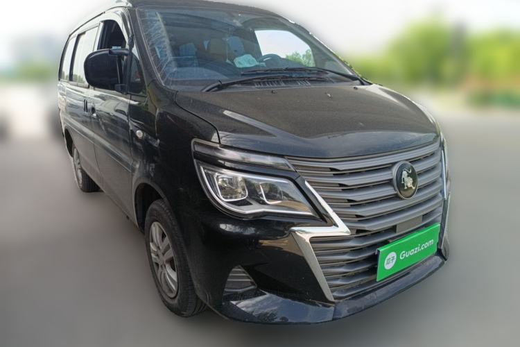 Used FORTHING Lingzhi 2023 M5 1.6L Practical Model 5 Seats Front Right 45 Deg