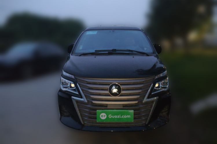 Used FORTHING Lingzhi 2023 M5 1.6L Comfort Edition 7-Seater Front