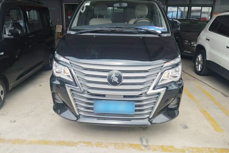 Used FORTHING Lingzhi 2023 M5 1.6L Practical Model 5 Seats Front