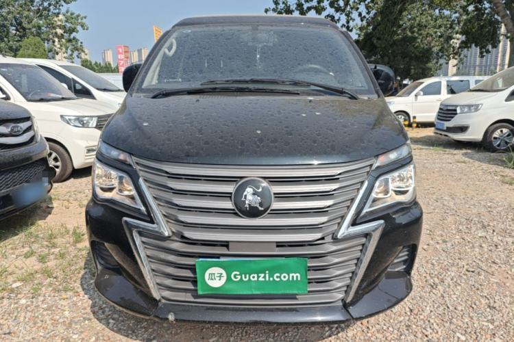 Used FORTHING Lingzhi 2023 M5L 1.6L Comfort 9-Seater Front