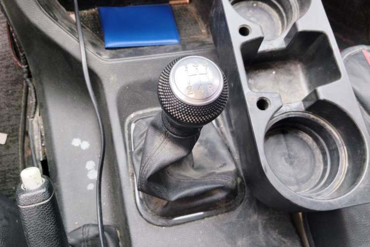 Used FORTHING Lingzhi 2023 M5L 1.6L Base Model 5 Seats Gear Lever