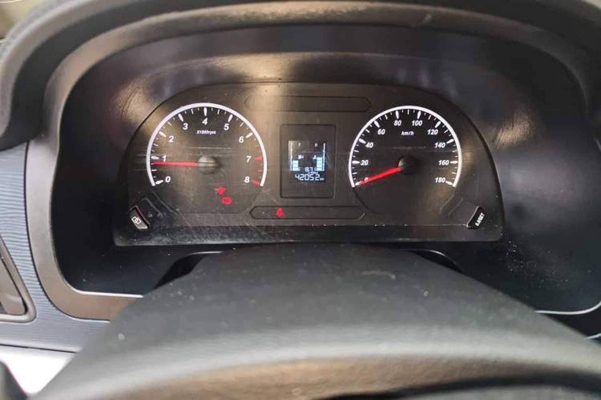 Used FORTHING Lingzhi 2023 M5L 1.6L Base Model 7 Seats Instrument Cluster