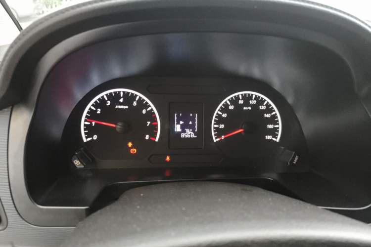Used FORTHING Lingzhi 2023 M5L 1.6L Base Model 5 Seats Instrument Cluster