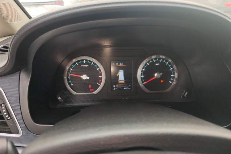 Used FORTHING Lingzhi 2023 M5L 1.6L Luxury 7-Seater Instrument Cluster