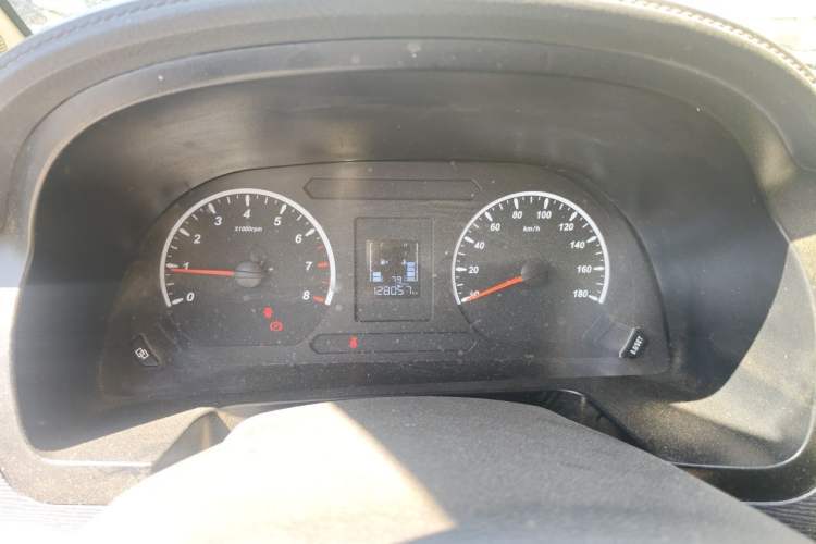 Used FORTHING Lingzhi 2023 M5L 1.6L Base Model 5 Seats Instrument Cluster