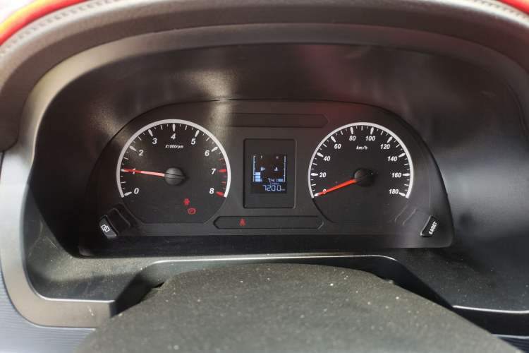Used FORTHING Lingzhi 2023 M5L 1.6L Base Model 5 Seats Instrument Cluster