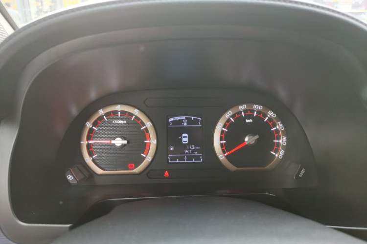 Used FORTHING Lingzhi 2023 M5L 1.6L Comfort Edition 7-Seater Instrument Cluster