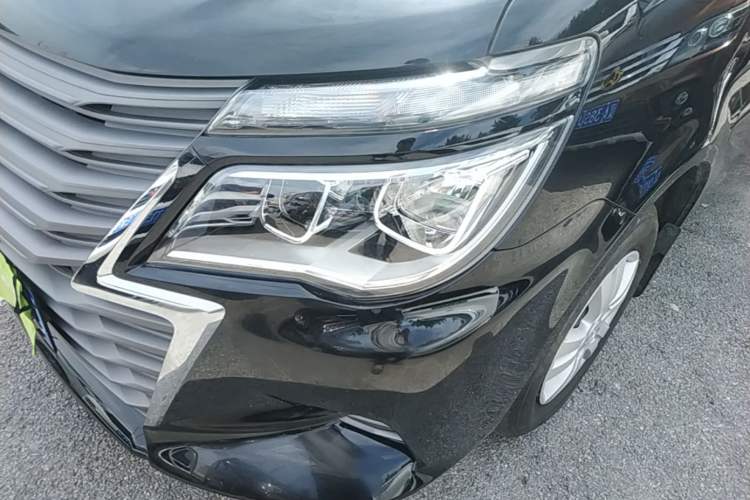 Used FORTHING Lingzhi 2023 M5 1.6L Practical Model 5 Seats Left Front Headlight