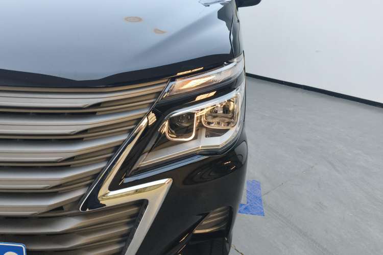 Used FORTHING Lingzhi 2023 M5L 1.6L Comfort Edition 7-Seater Left Front Headlight
