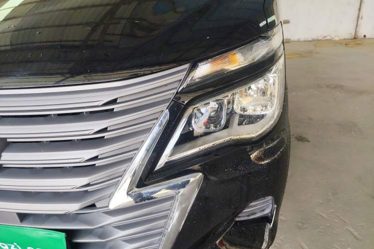 Used FORTHING Lingzhi 2023 M5 1.6L Practical Model 5 Seats Left Front Headlight