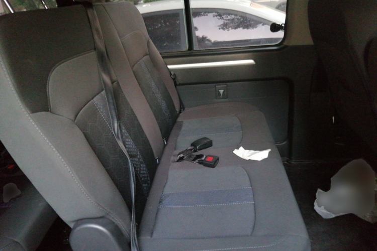 Used FORTHING Lingzhi 2023 M5L 1.6L Comfort 9-Seater Left Rear Seat