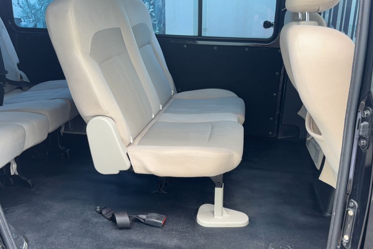 Used FORTHING Lingzhi 2023 M5 1.6L Utility Model 7 Seats Left Rear Seat