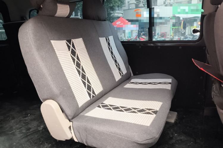 Used FORTHING Lingzhi 2023 M5L 1.6L Base Model 7 Seats Left Rear Seat