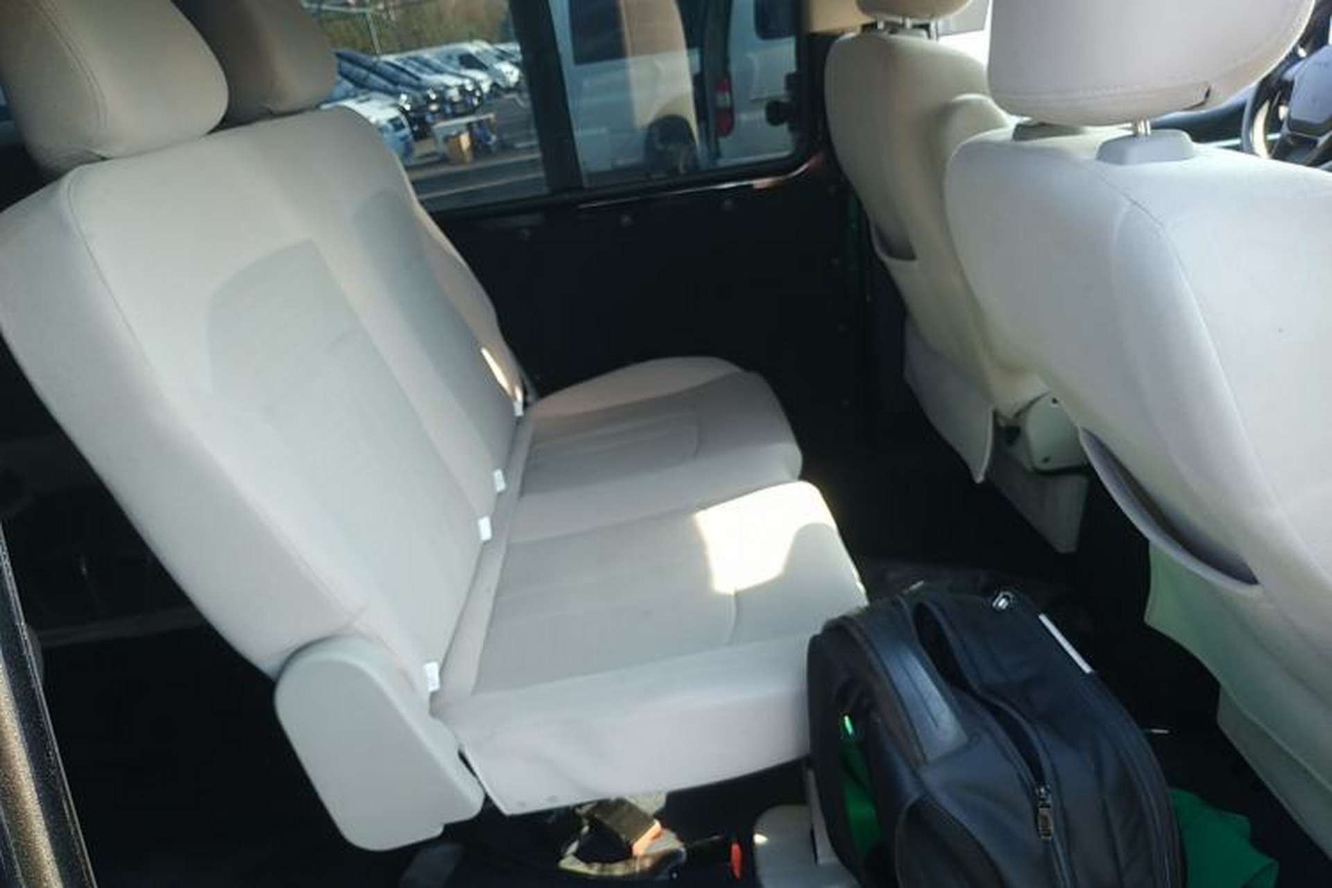 Used FORTHING Lingzhi 2023 M5L 1.6L Base Model 7 Seats Left Rear Seat