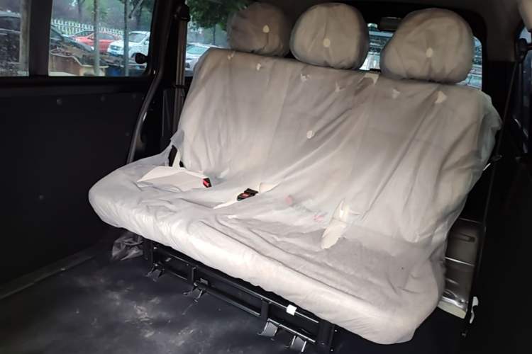 Used FORTHING Lingzhi 2023 M5L 1.6L Base Model 5 Seats Left Rear Seat