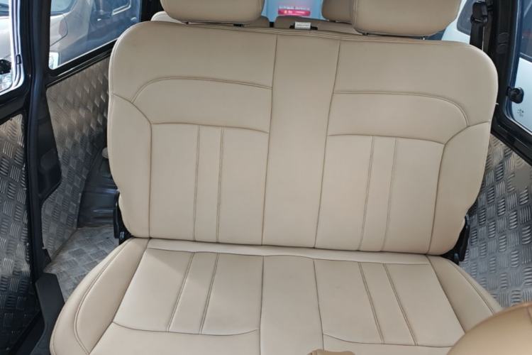 Used FORTHING Lingzhi 2023 M5L 1.6L Base Model 7 Seats Left Rear Seat