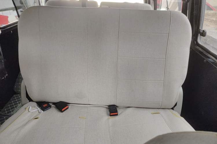 Used FORTHING Lingzhi 2023 M5L 1.6L Base Model 7 Seats Left Rear Seat