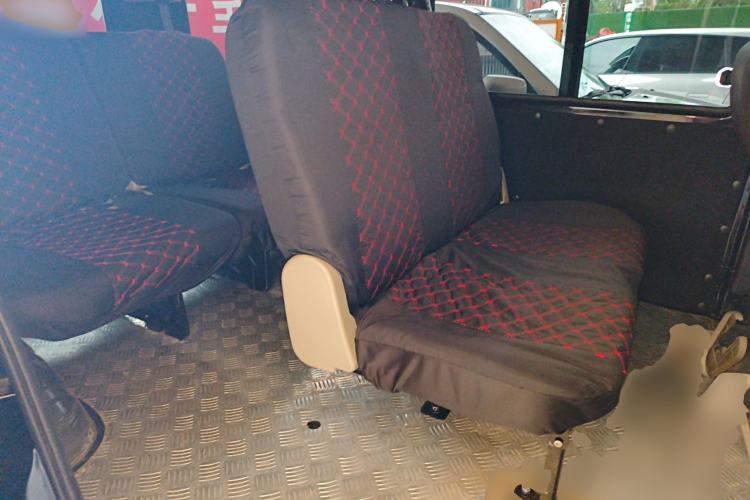 Used FORTHING Lingzhi 2023 M5L 1.6L Base Model 7 Seats Left Rear Seat
