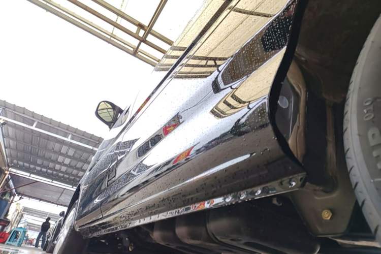 Used FORTHING Lingzhi 2023 M5L 1.6L Base Model 5 Seats Left Side Sill