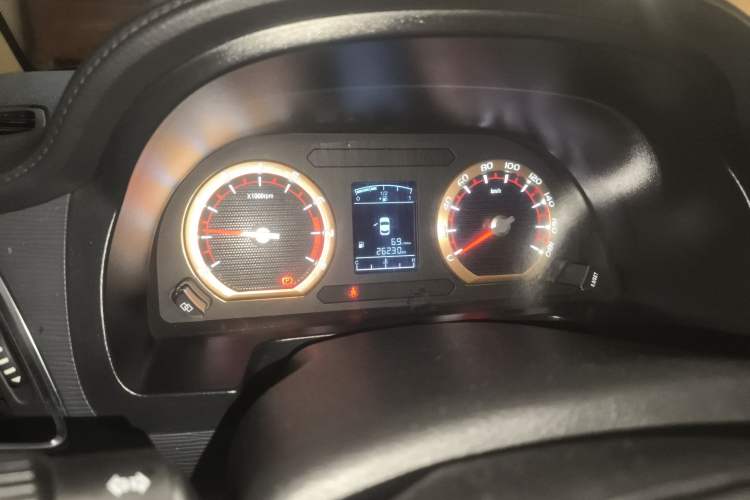 Used FORTHING Lingzhi 2023 M5L 1.6L Comfort 9-Seater Odometer Close Up