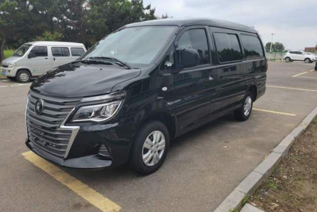Used FORTHING Lingzhi 2023 M5L 1.6L Base Model 5 Seats