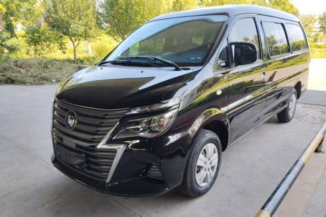 Used FORTHING Lingzhi 2023 M5L 1.6L Base Model 7 Seats