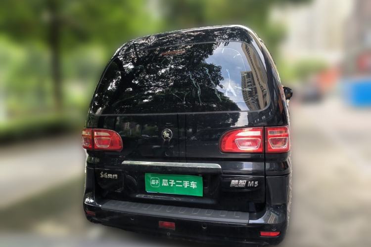 Used FORTHING Lingzhi 2023 M5L 1.6L Comfort 9-Seater Rear