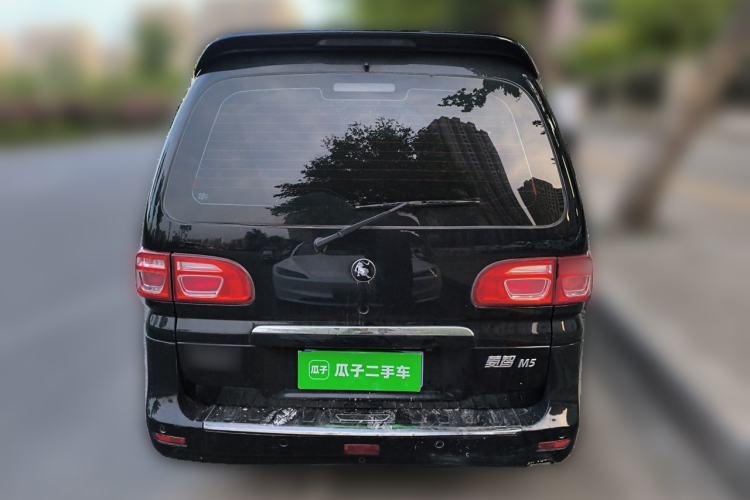 Used FORTHING Lingzhi 2023 M5L 1.6L Luxury 7-Seater Rear