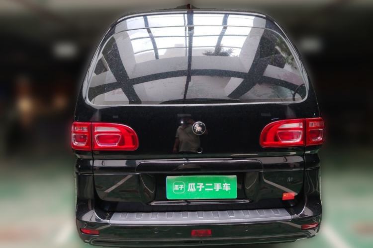 Used FORTHING Lingzhi 2023 M5L 1.6L Base Model 5 Seats Rear