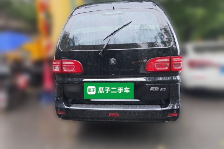 Used FORTHING Lingzhi 2023 M5L 1.6L Luxury 7-Seater Rear