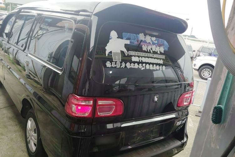 Used FORTHING Lingzhi 2023 M5L 1.6L Base Model 7 Seats Rear