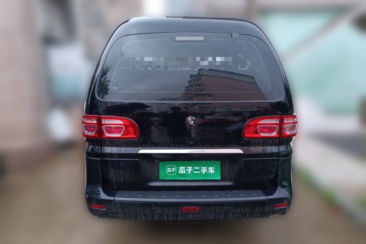 Used FORTHING Lingzhi 2023 M5L 1.6L Base Model 7 Seats Rear