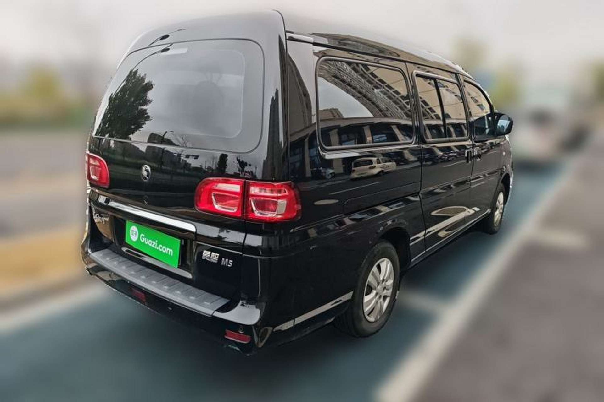 Used FORTHING Lingzhi 2023 M5L 1.6L Base Model 7 Seats Rear Right 45 Deg