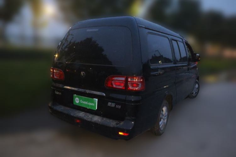 Used FORTHING Lingzhi 2023 M5 1.6L Comfort Edition 7-Seater Rear Right 45 Deg