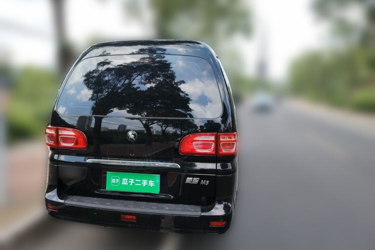 Used FORTHING Lingzhi 2023 M5L 1.6L Comfort 9-Seater Rear