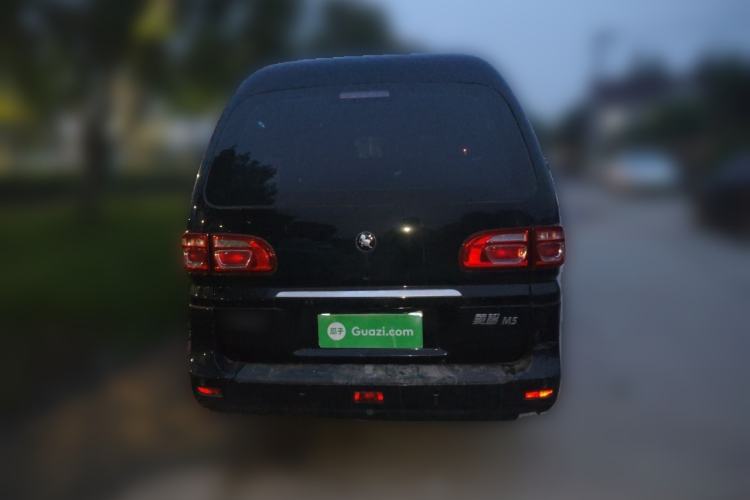 Used FORTHING Lingzhi 2023 M5 1.6L Comfort Edition 7-Seater Rear