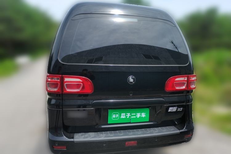 Used FORTHING Lingzhi 2023 M5L 1.6L Base Model 5 Seats Rear