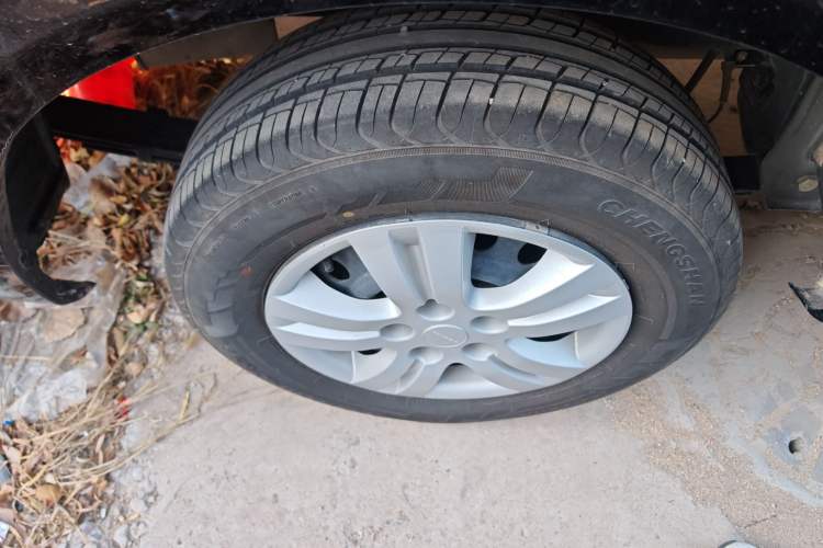 Used FORTHING Lingzhi 2023 M5L 1.6L Comfort Edition 7-Seater Right Rear Wheel Hub