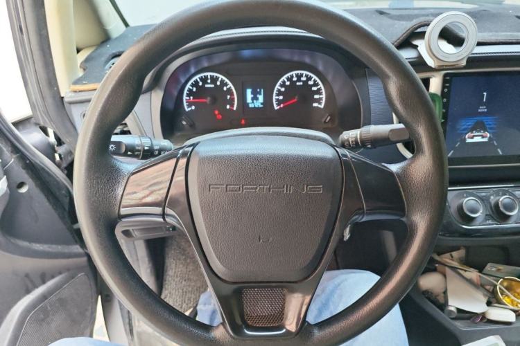 Used FORTHING Lingzhi 2023 V3 1.6L Base Model 2 Seats Steering Wheel
