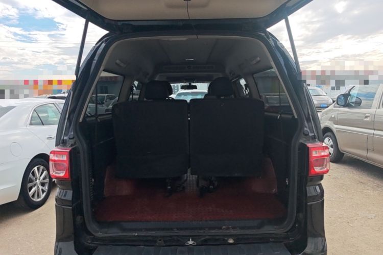 Used FORTHING Lingzhi 2023 M5L 1.6L Luxury 7-Seater Trunk