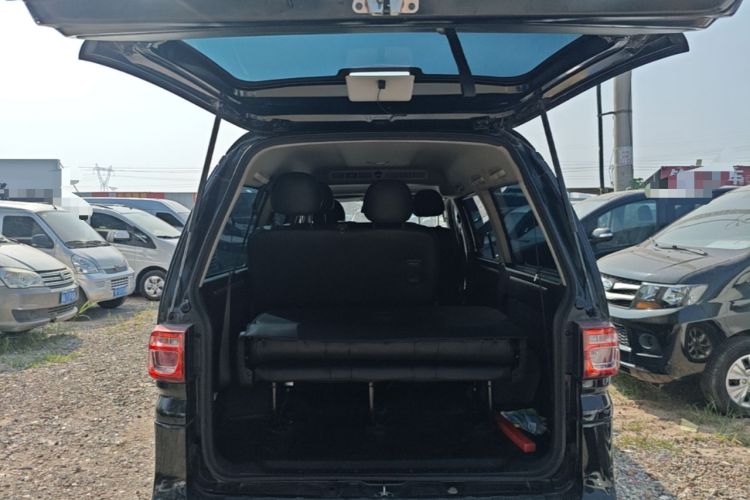 Used FORTHING Lingzhi 2023 M5L 1.6L Comfort 9-Seater Trunk