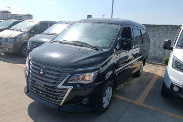 Used FORTHING Lingzhi 2023 M5L 1.6L Base Model 7 Seats