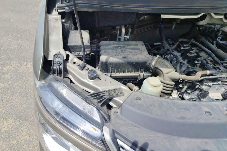 Used FORTHING Lingzhi 2023 V3 1.6L Base Model 2 Seats Engine Bay Right