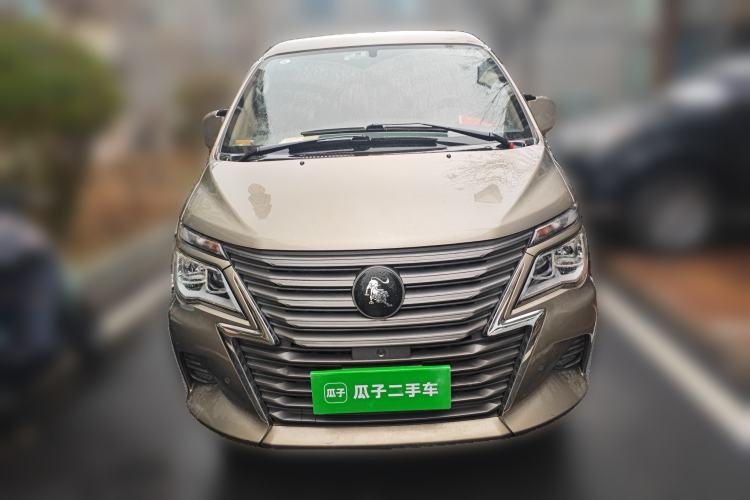 Used FORTHING Lingzhi 2023 M5L 1.6L Luxury 7-Seater Front