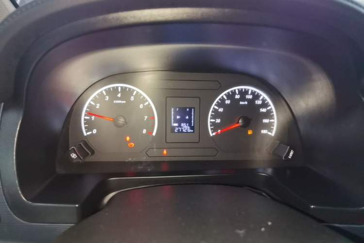 Used FORTHING Lingzhi 2023 M5L 1.6L Base Model 7 Seats Instrument Cluster