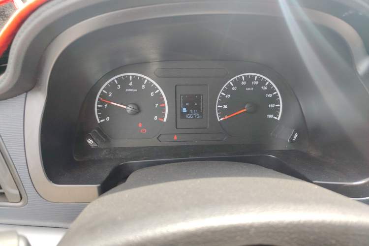 Used FORTHING Lingzhi 2023 V3 1.6L Base Model 2 Seats Odometer Close Up